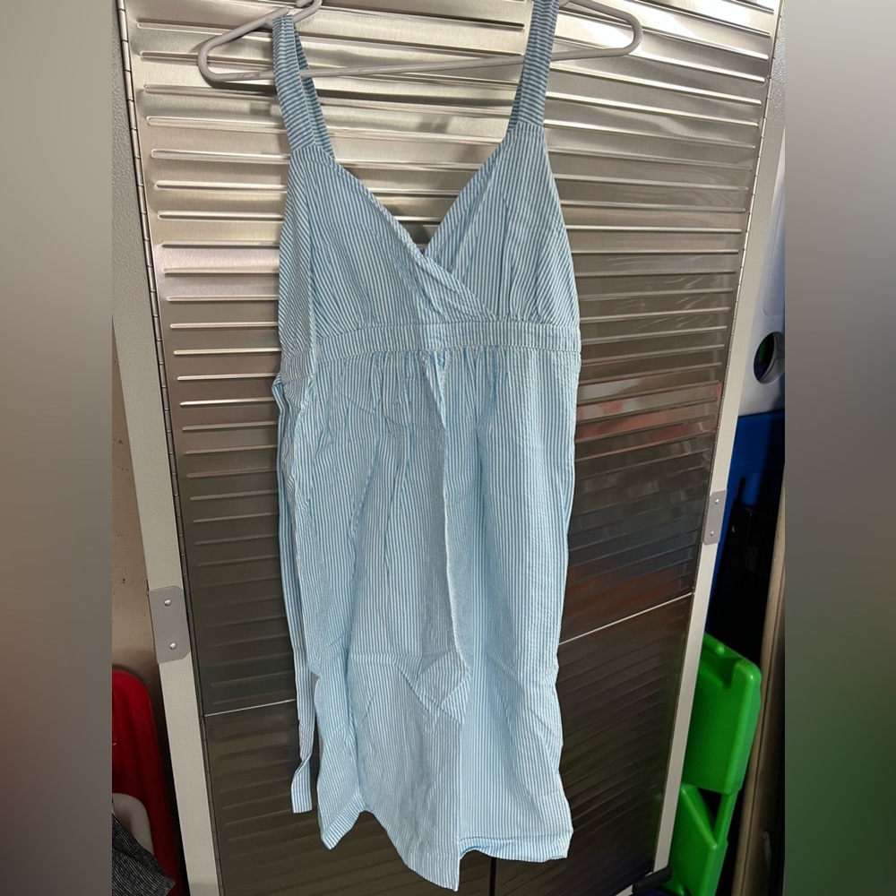 Two hearts maternity dress size small